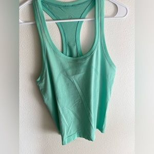 Lululemon Swiftly Tech Racerback tank size 6
